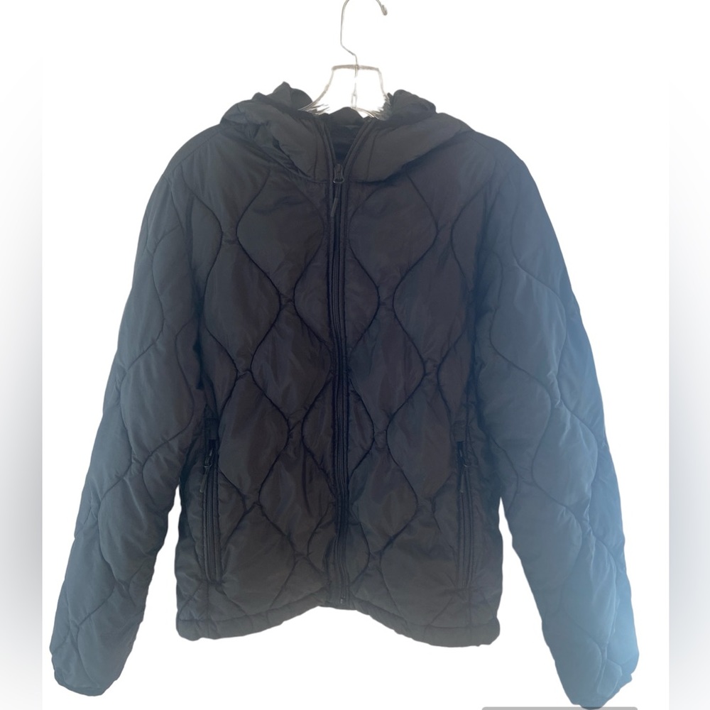 H&M Men’s lightweight puffer jacket